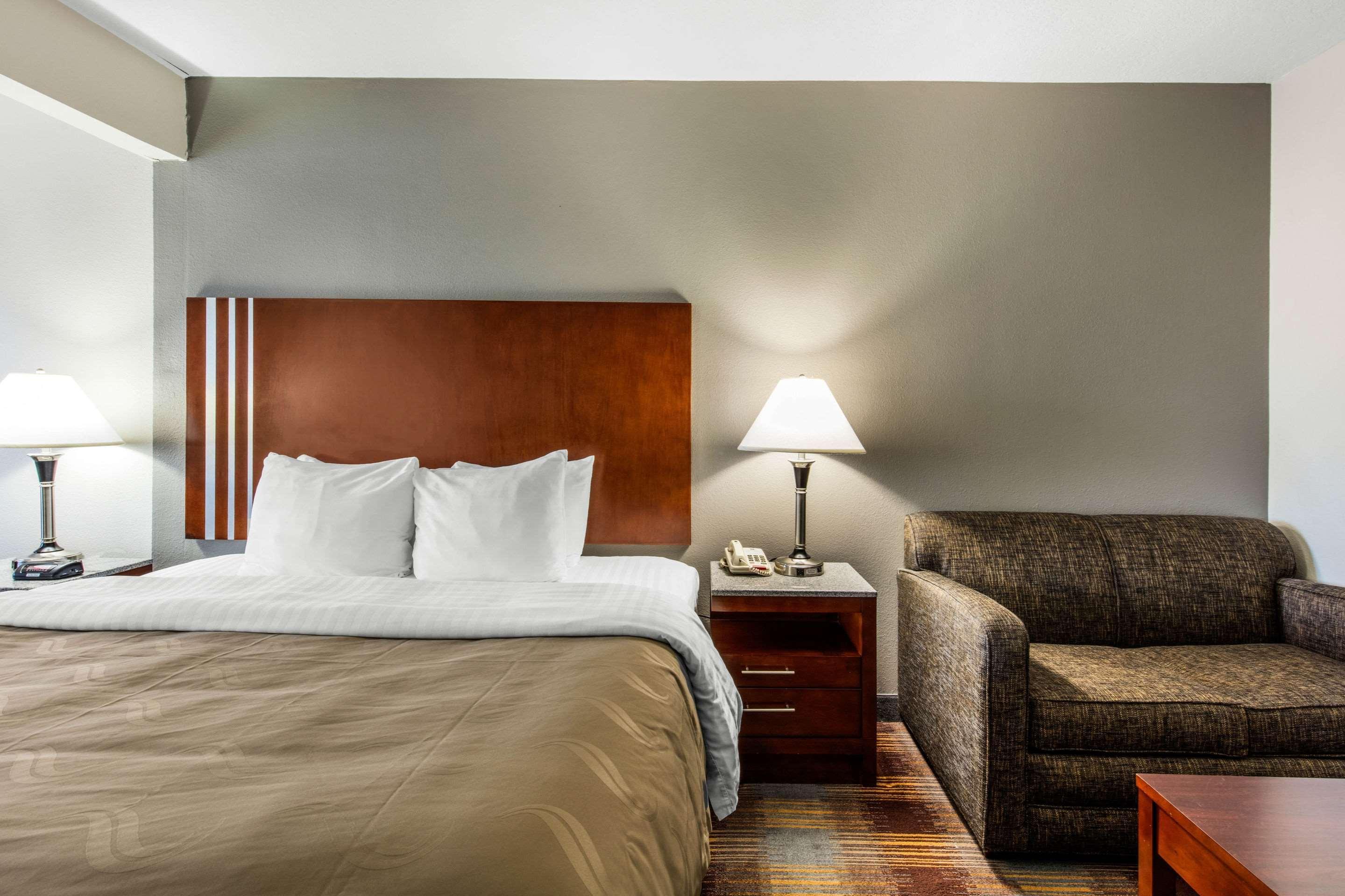 Quality Inn Airport I-240 Мемфис Экстерьер фото
