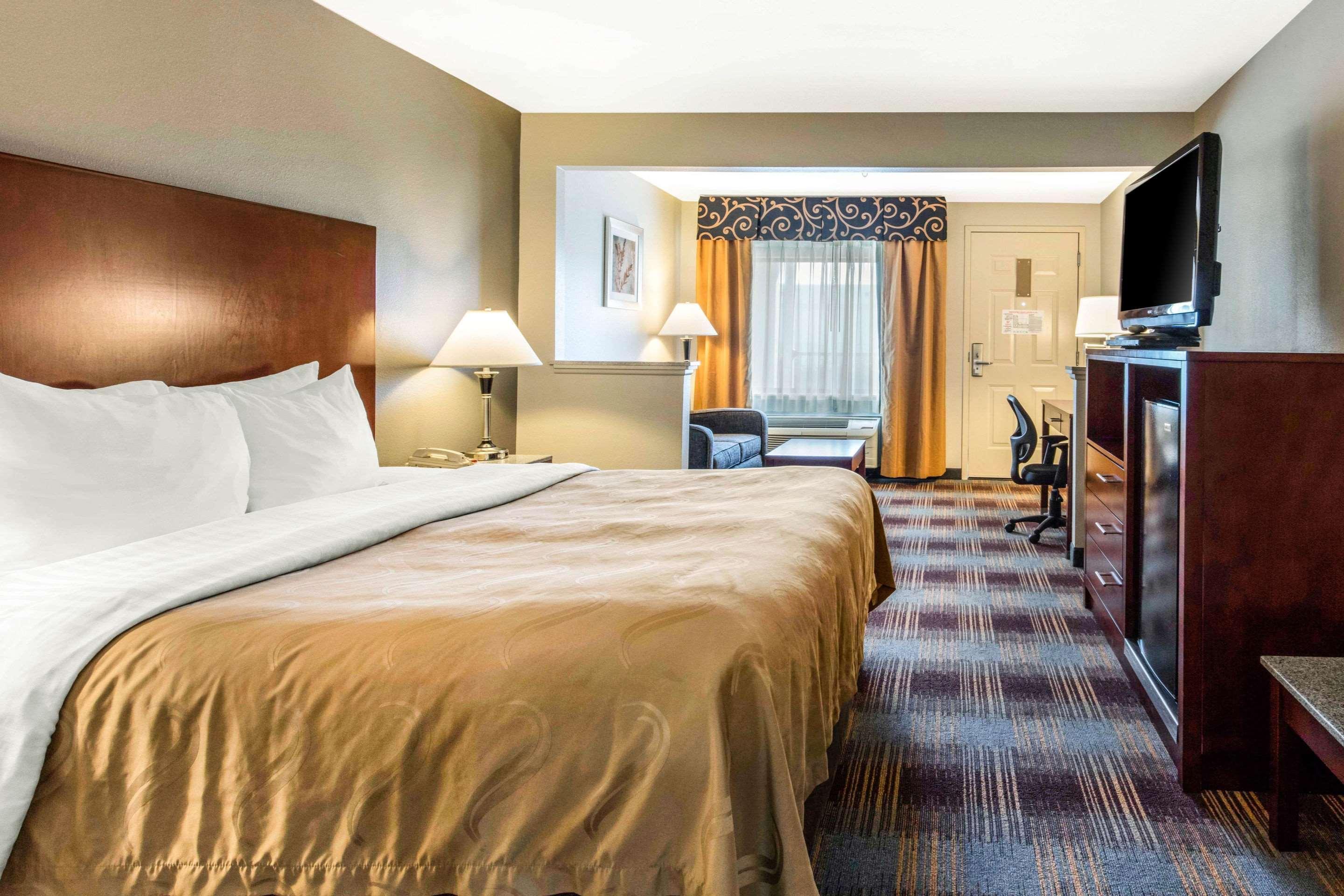 Quality Inn Airport I-240 Мемфис Экстерьер фото