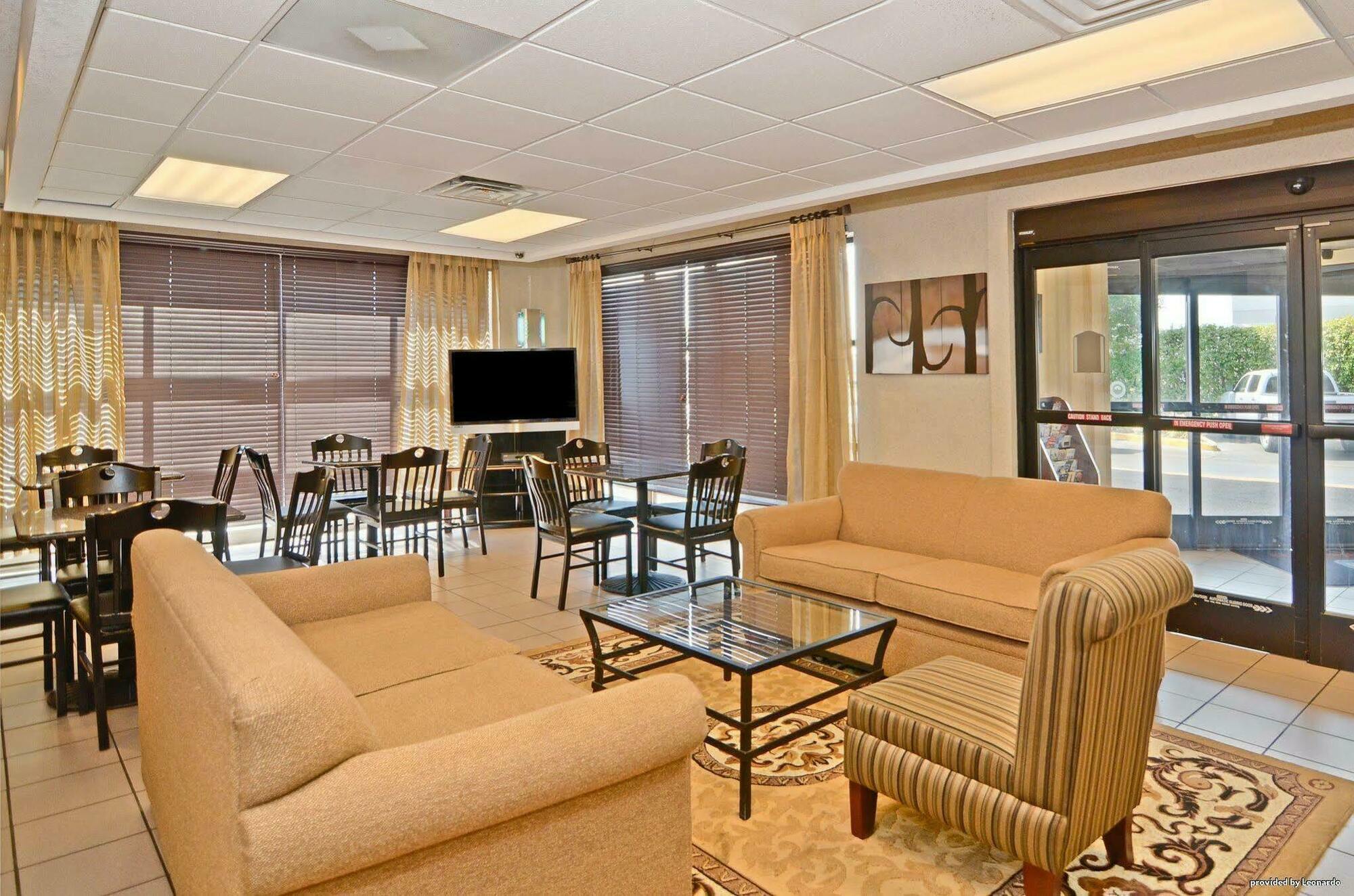 Quality Inn Airport I-240 Мемфис Экстерьер фото