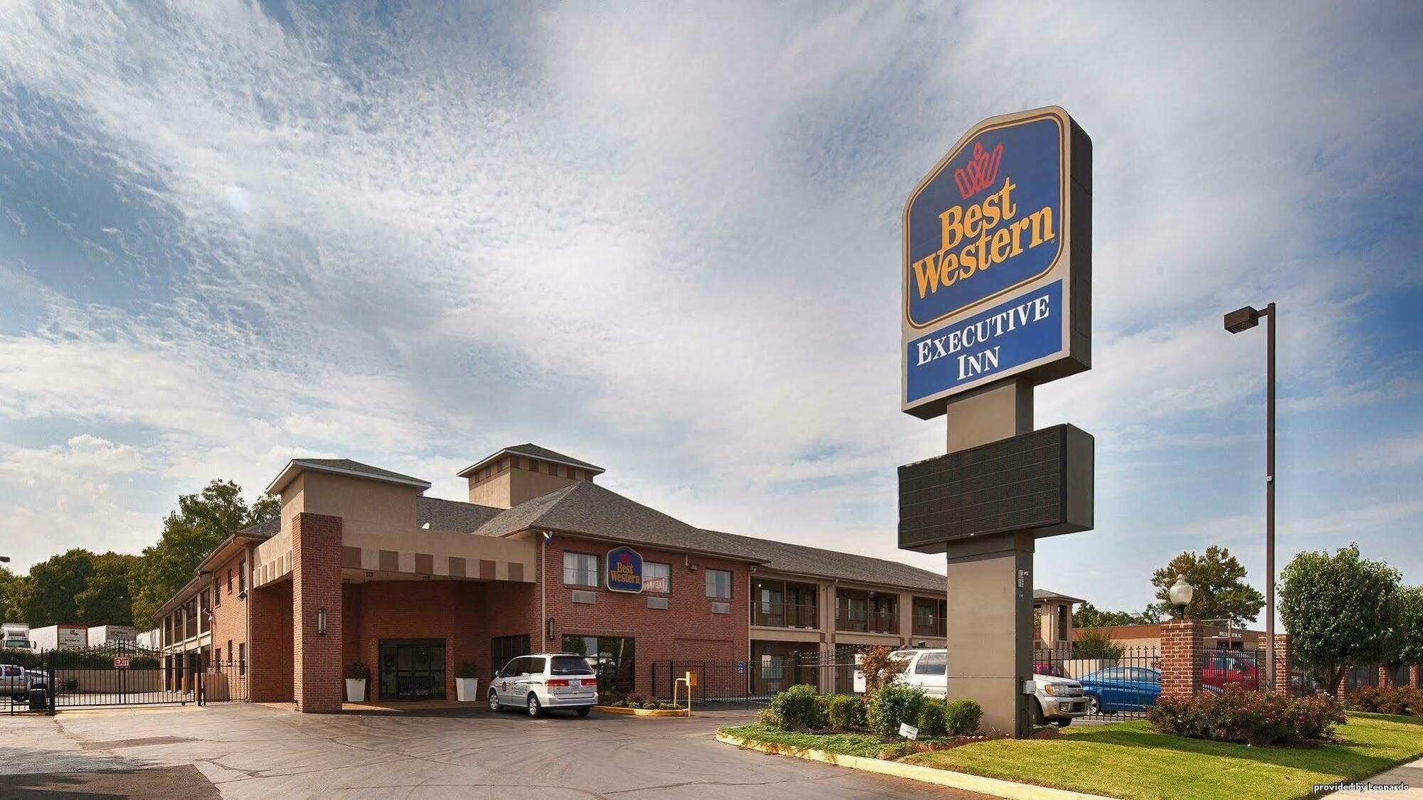 Quality Inn Airport I-240 Мемфис Экстерьер фото